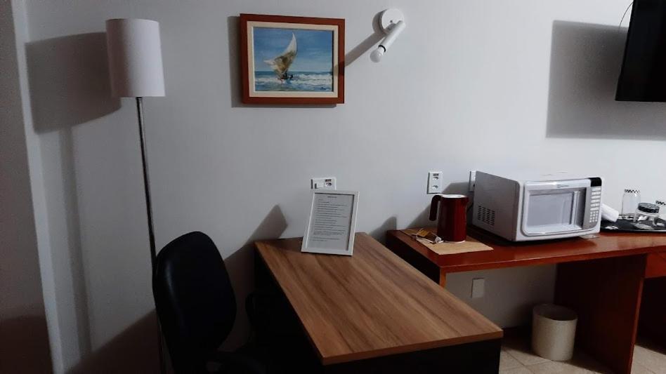 Flat A 2 Quadras Da Av Beira Mar, Um Dos Principais Pontos Turisticos De Fortaleza. Esterno foto